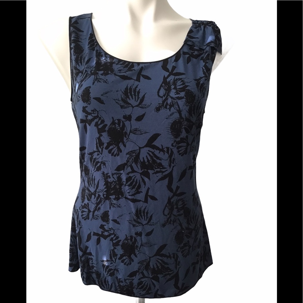 Max Studio Navy Blue and Black Floral Tank Top